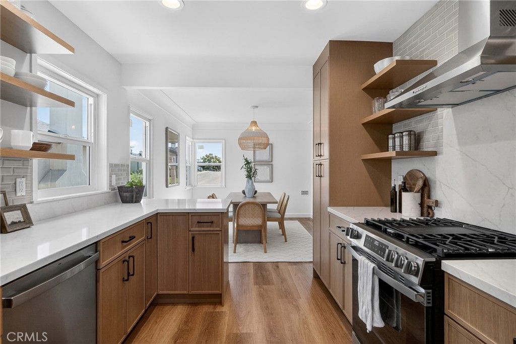 Image 13 of property listing at 6133 W 83rd, Los Angeles, CA 90045