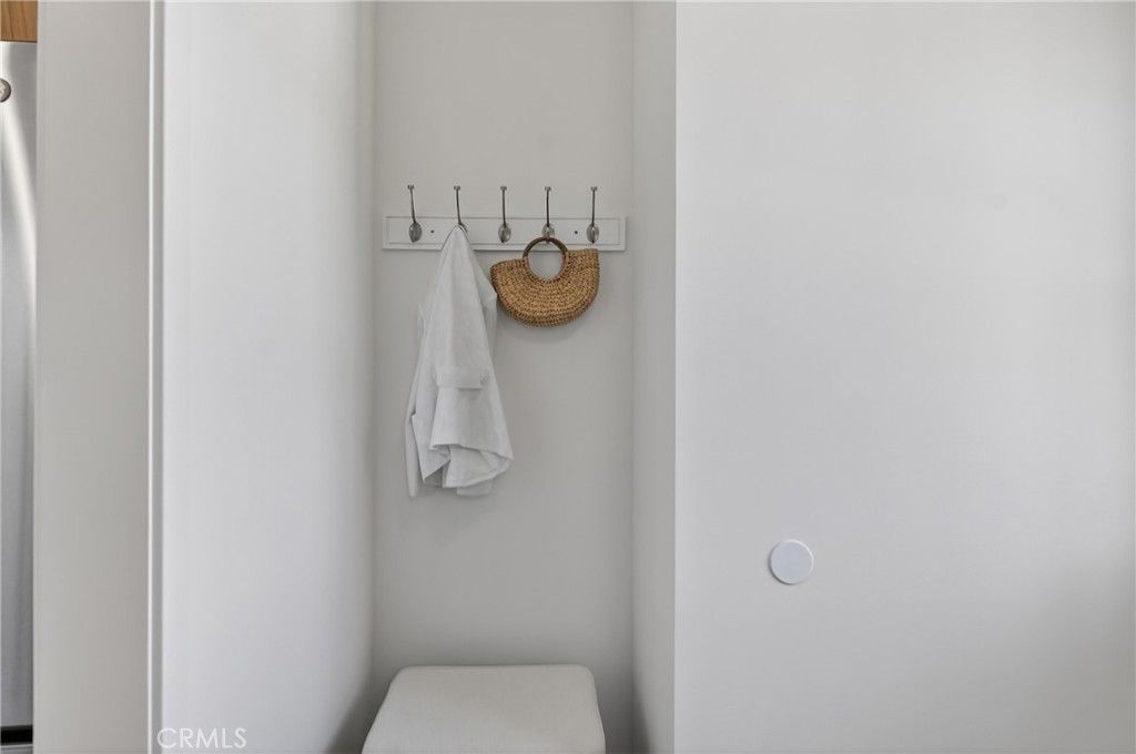 Image 19 of property listing at 6133 W 83rd, Los Angeles, CA 90045