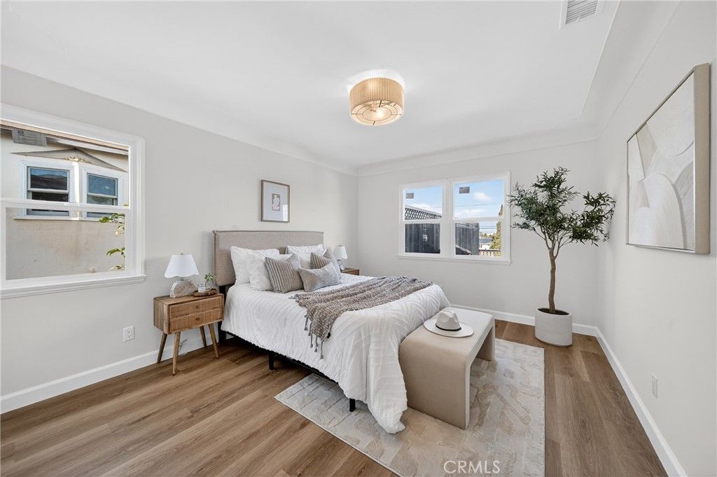 Image 22 of property listing at 6133 W 83rd, Los Angeles, CA 90045