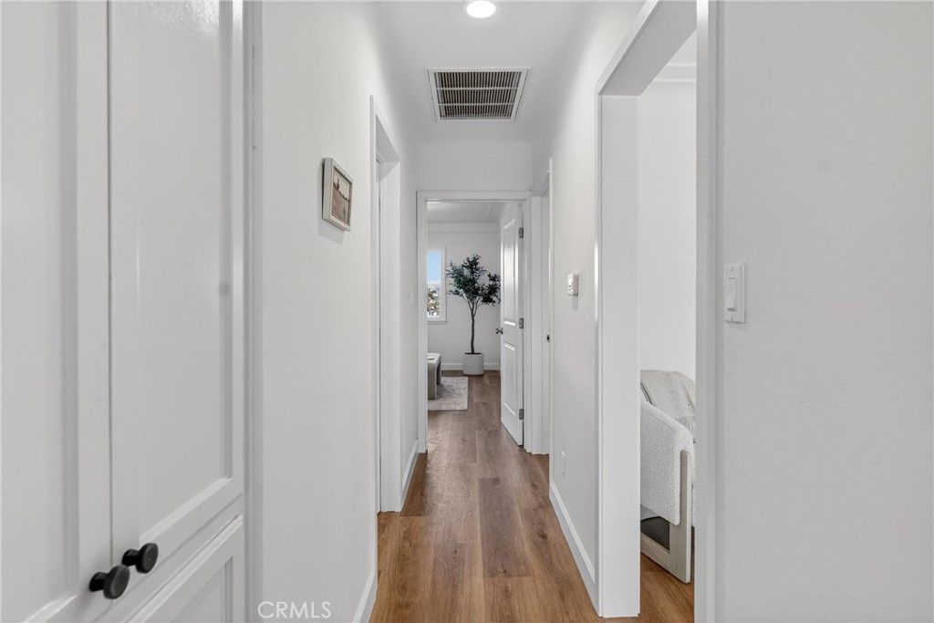 Image 27 of property listing at 6133 W 83rd, Los Angeles, CA 90045