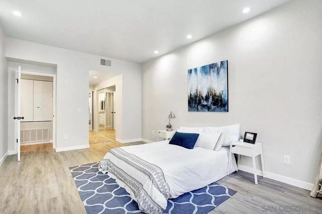 3990 Nobel Drive 102, San Diego, CA 92122
