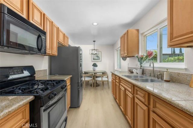 10827 Archway, Whittier, CA 90604