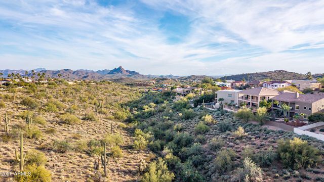 11203 N PINTO Drive, Fountain Hills, AZ 85268