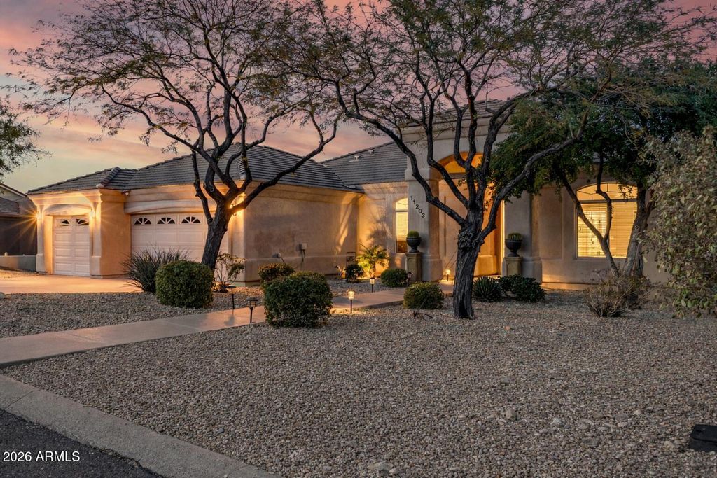 11203 N PINTO Drive, Fountain Hills, AZ 85268 — photo 2