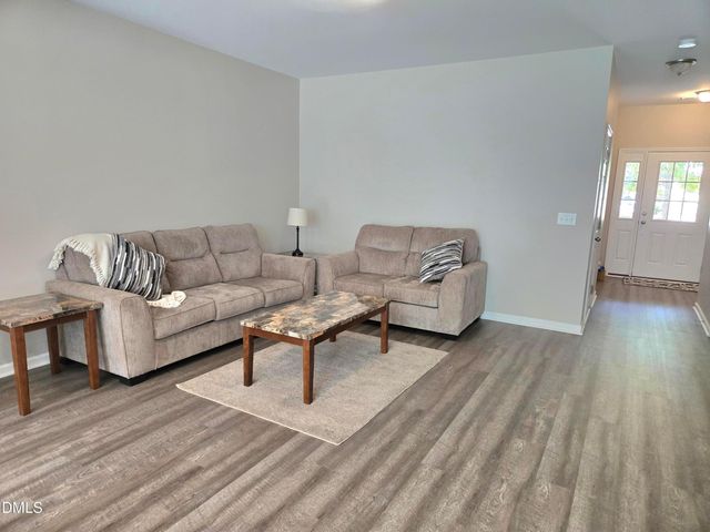 72 E Grove Point Drive, Clayton, NC 27527