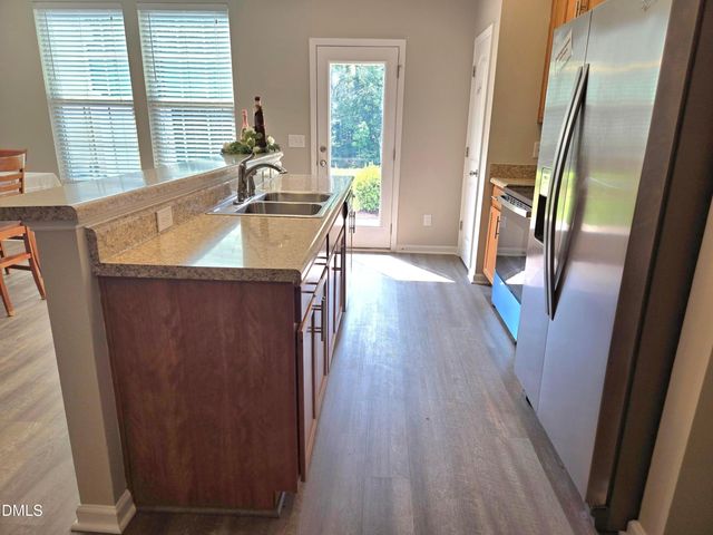 72 E Grove Point Drive, Clayton, NC 27527