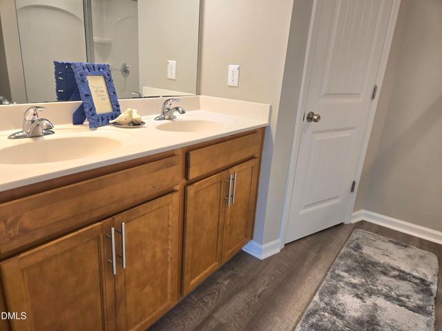 72 E Grove Point Drive, Clayton, NC 27527