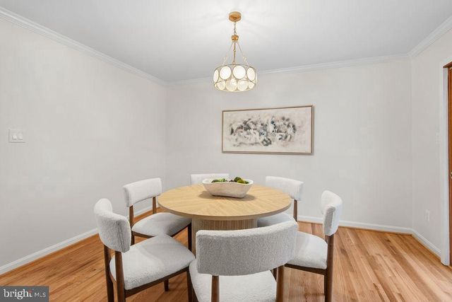 2302 SHORT RIDGE RD, Reston, VA 20191