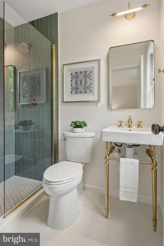 2302 SHORT RIDGE RD, Reston, VA 20191
