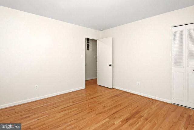 2302 SHORT RIDGE RD, Reston, VA 20191