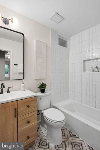 2302 SHORT RIDGE RD, Reston, VA 20191