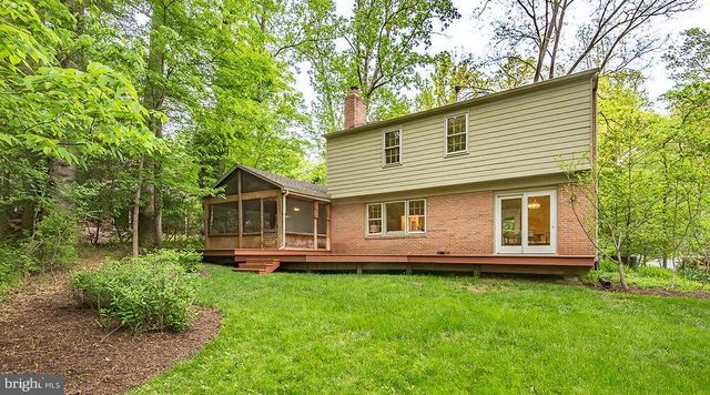 2302 SHORT RIDGE RD, Reston, VA 20191