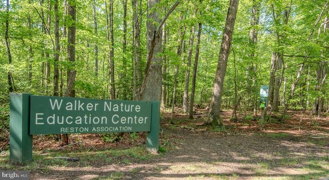 2302 SHORT RIDGE RD, Reston, VA 20191