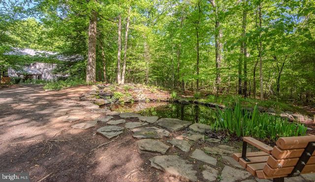 2302 SHORT RIDGE RD, Reston, VA 20191