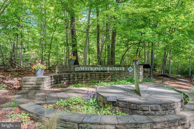 2302 SHORT RIDGE RD, Reston, VA 20191