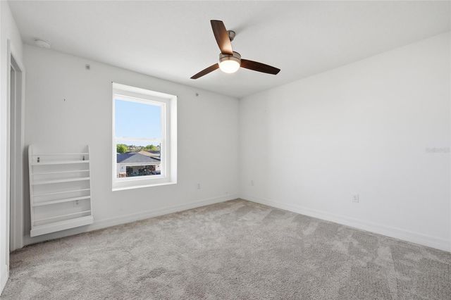 1096 PAPAYA CIRCLE, Davenport, FL 33897