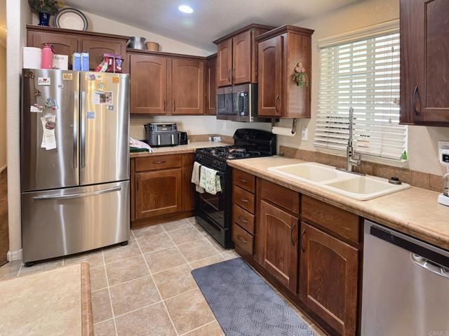 9395 Harritt Rd 215, Lakeside, CA 92040