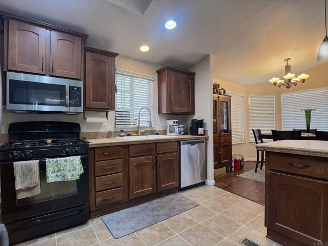 9395 Harritt Rd 215, Lakeside, CA 92040