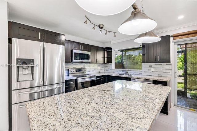 4299 Coral Springs Dr 3A, Coral Springs, FL 33065