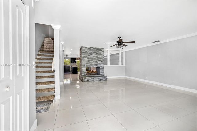 4299 Coral Springs Dr 3A, Coral Springs, FL 33065