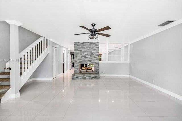 4299 Coral Springs Dr 3A, Coral Springs, FL 33065