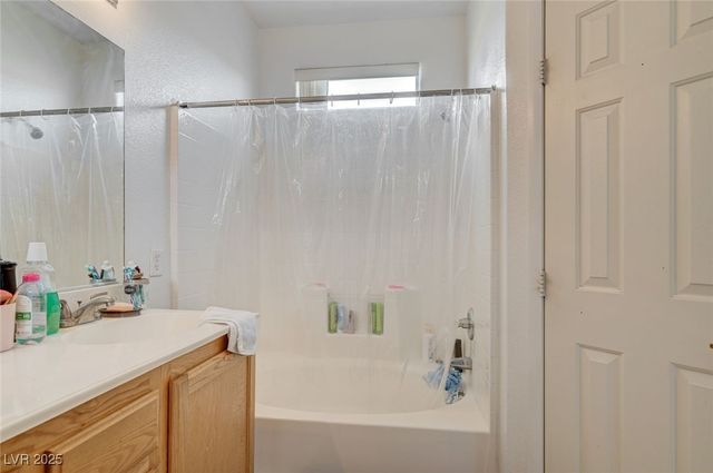 6312 Snap Ridge Street 102, North Las Vegas, NV 89081