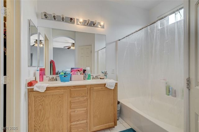 6312 Snap Ridge Street 102, North Las Vegas, NV 89081