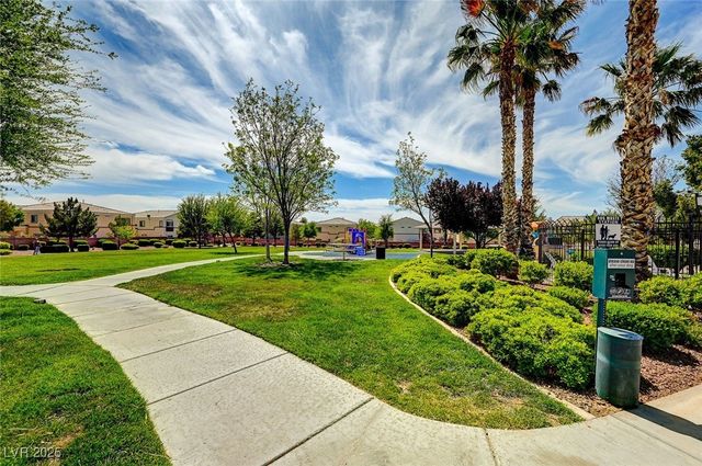 6312 Snap Ridge Street 102, North Las Vegas, NV 89081