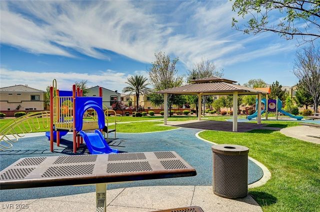 6312 Snap Ridge Street 102, North Las Vegas, NV 89081