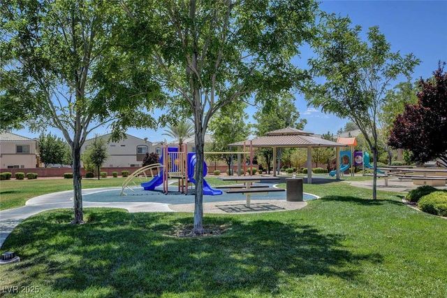 6312 Snap Ridge Street 102, North Las Vegas, NV 89081