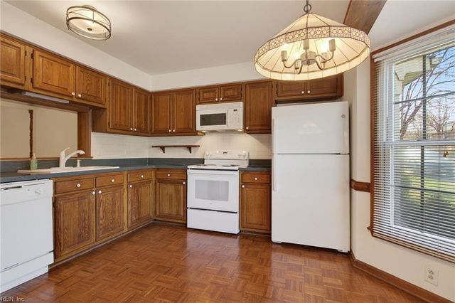 1018 Colonial Meadows WAY, Virginia Beach, VA 23454