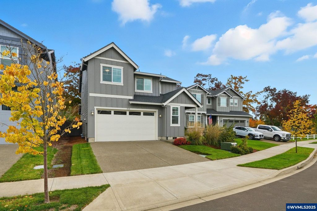 Image 25 of property listing at 2618 NW Shadden Dr, Mcminnville, OR 97128