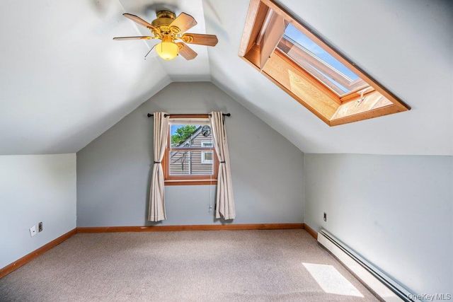 17 Brook Place, East Islip, NY 11730