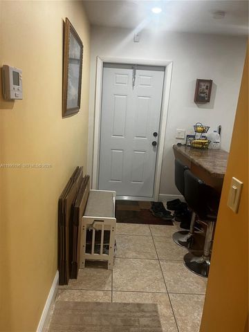 200 Berkley Rd 123, Hollywood, FL 33024