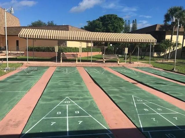 200 Berkley Rd 123, Hollywood, FL 33024