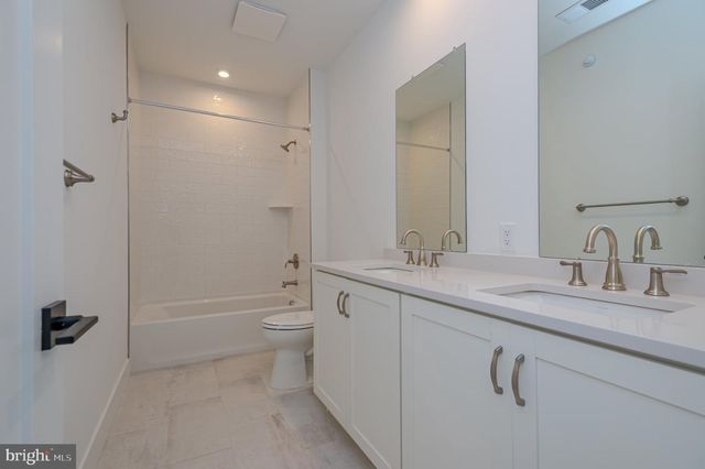 12203 ROSSINI DR, West Windsor, NJ 08540