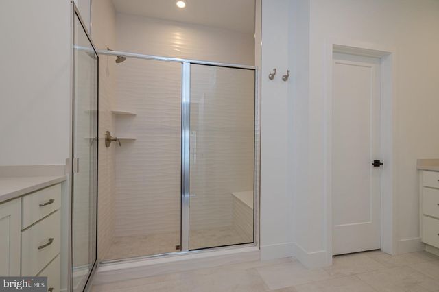 12203 ROSSINI DR, West Windsor, NJ 08540