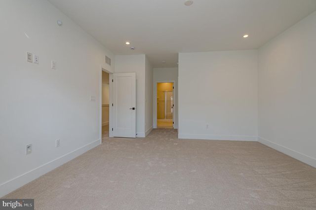 12203 ROSSINI DR, West Windsor, NJ 08540