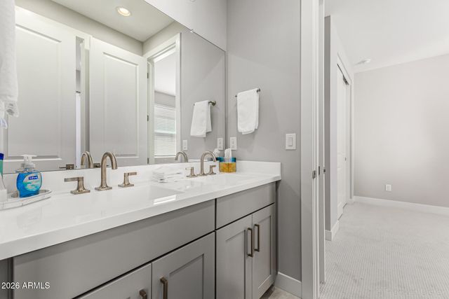 17631 W CRAWFORDSVILLE Drive, Surprise, AZ 85388