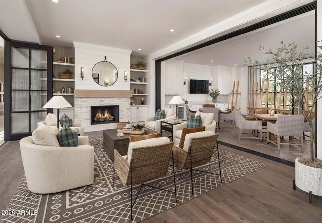 17631 W CRAWFORDSVILLE Drive, Surprise, AZ 85388