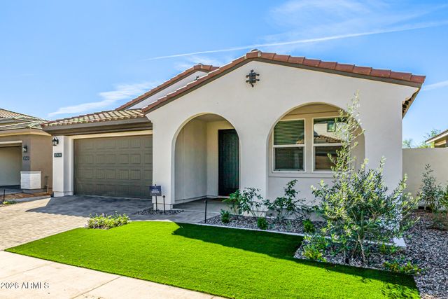 17631 W CRAWFORDSVILLE Drive, Surprise, AZ 85388