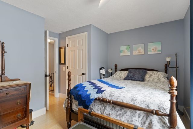 9 Hemlock Forest Drive, Dover, NH 03820