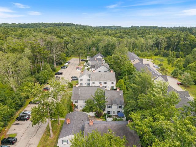 9 Hemlock Forest Drive, Dover, NH 03820