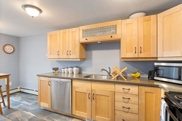 9 Hemlock Forest Drive, Dover, NH 03820