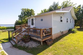 7976 KELLOGG ROAD, Winneconne, WI 54986