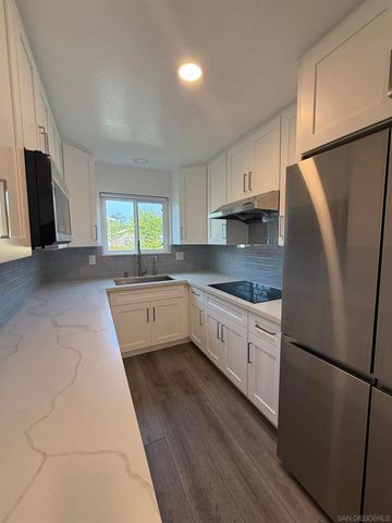 7934 Camino Huerta, San Diego, CA 92122