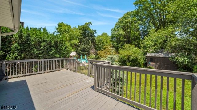 180 Washington Ave, Rutherford Boro, NJ 07070