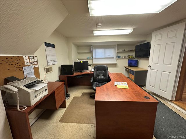 33 Marion Place, Pearl River, NY 10965