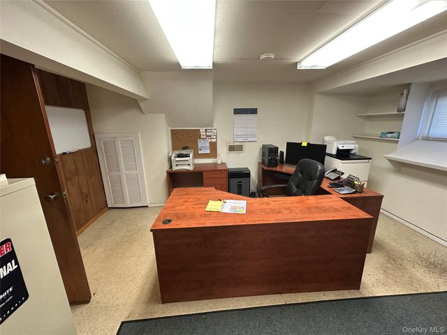 33 Marion Place, Pearl River, NY 10965
