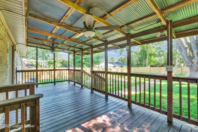 1024 Hillview Blvd, Louisville, KY 40229